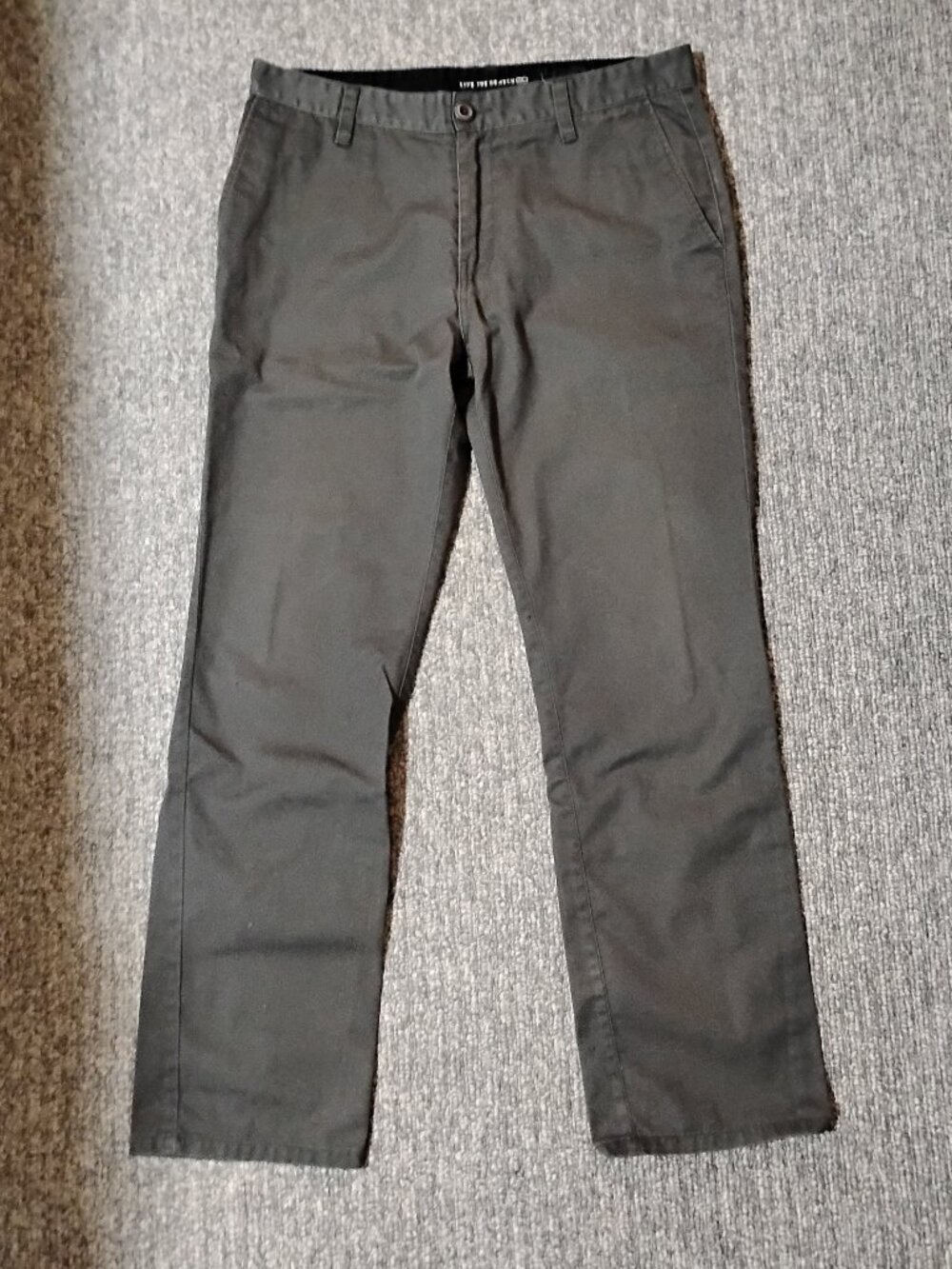 Men's gray Rip Curl casual pants, straight leg, size 33x31
